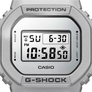 Reloj G-Shock Digital DW-5600FF-8CR